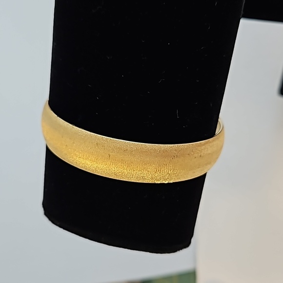 MONET Goldtone 2 1/2"Dia. Bangle Bracelet - Picture 1 of 6